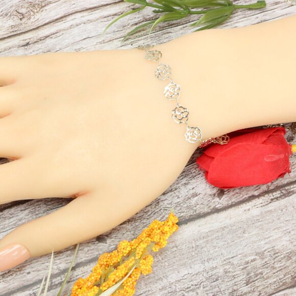 "Trendy Bracelet for Girls & Women – Cute, Adjustable & Gift-Ready | MLCRC1296 - Picture 5 of 10